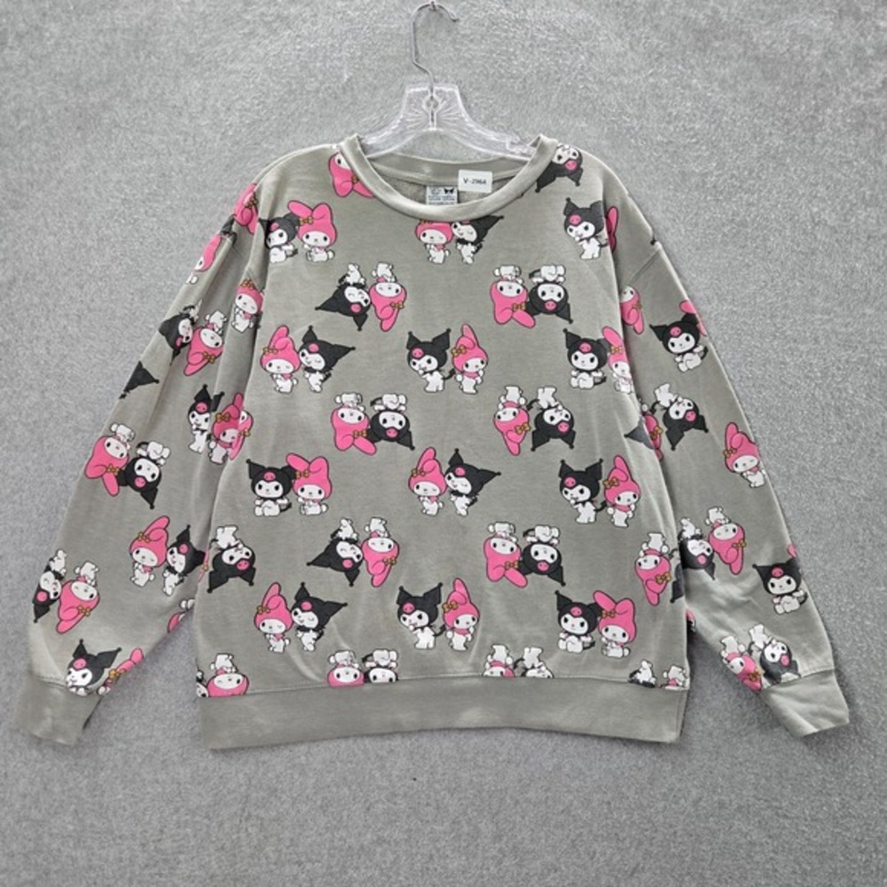 Hello Kittyโ Women Sweatshirt Medium Gray Friends Allover Print Fleece Oversized